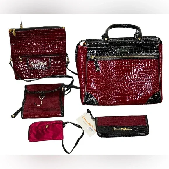 Samantha Brown NEW Red Black Travel Bags 5 piece set Set, passport, makeup bags - Picture 3 of 16